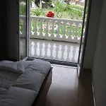 Ivica Lupic Apartman Kampor