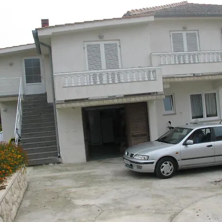 Ivica Lupic Appartement *